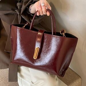 Elegant Burgundy Tote Bag